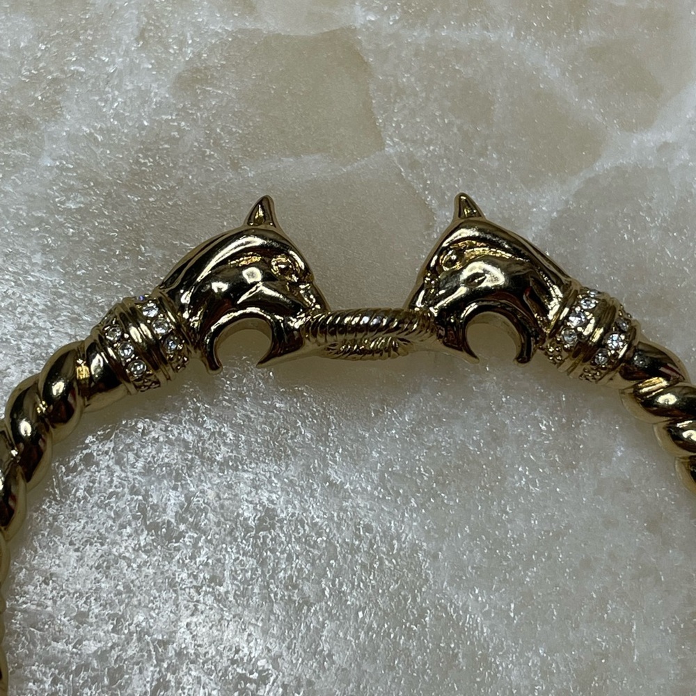 Stella & Dot Gold Tone Panther Head Hinged Bangle – Excellent Condition - Picture 3 of 6